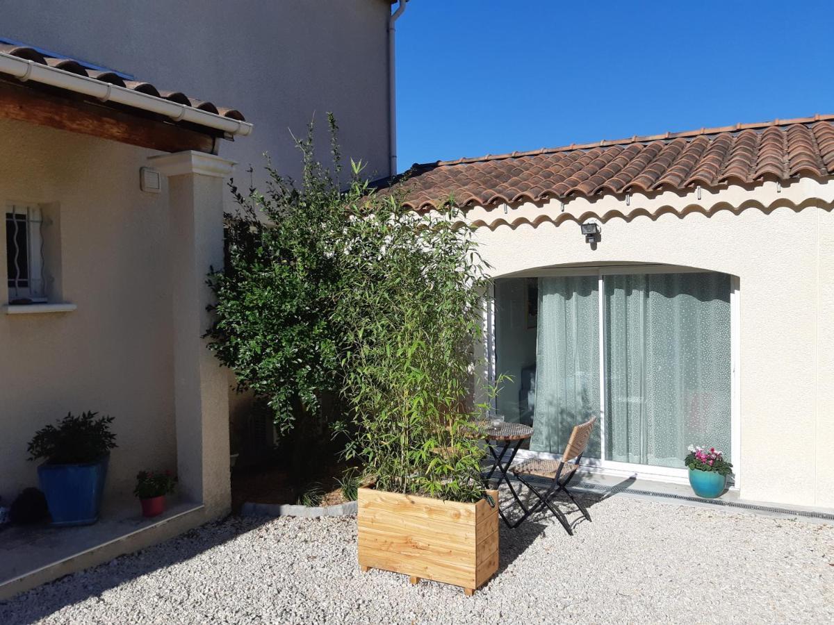 Le Petit Chatillon, Studio Douillet Au Calme En Provence Saint-Paul-Trois-Chateaux Exterior photo